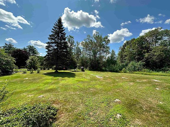 5th image of 52 Oakwood Drive