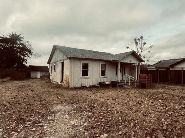 1445 Elk Creek Rd, Dallas, TX 75253