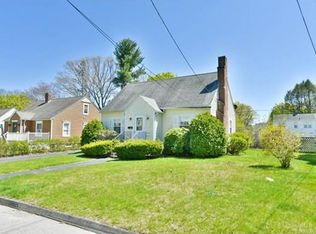 8 Fisher Rd, Worcester, MA 01602