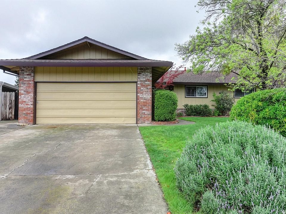 1st image of 703 Creekside Ct