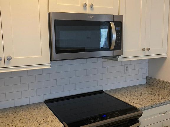4th image of 3204 Jade Ct APT 103
