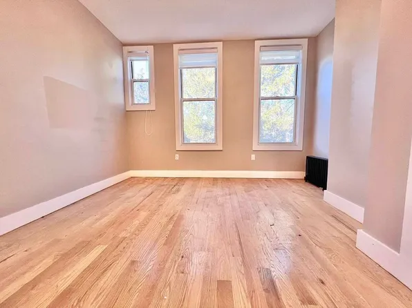 60-16 54th Place image 10 of 12