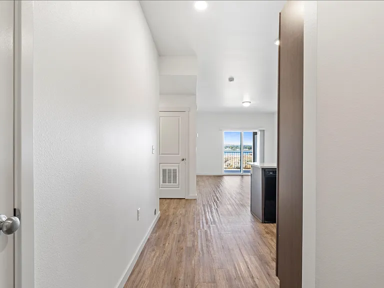 Columbia River Walk Apartments — Photo 161