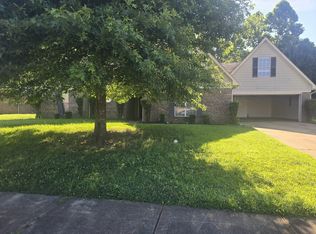 6436 White Hawk Ln, Olive Branch, MS 38654