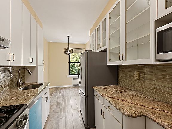2nd image of 7119 Shore Rd APT 2L
