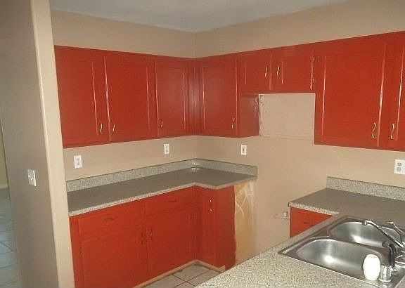 5th image of 2048 Garnet Gable Ave