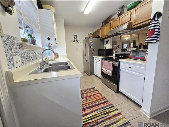 5th image of 81 Brent Ct