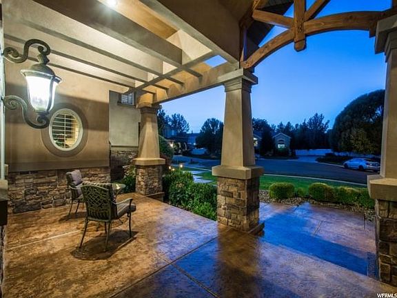 5th image of 11233 S Aubrey Meadow Cir