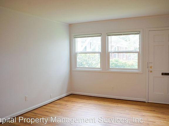 4th image of 4708 NE 33rd Ave #10