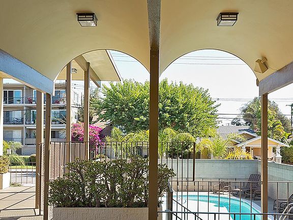 4th image of 271 Molino Ave APT 1