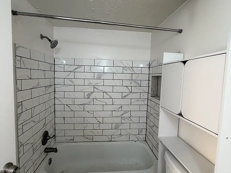 13395 Madison Ave #102 — Photo 6