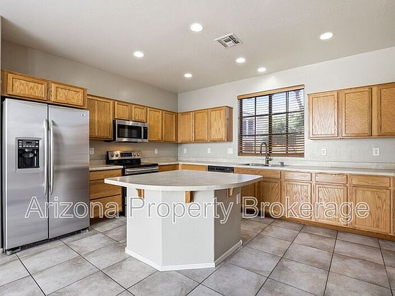 5th image of 2364 W Dusty Wren Dr