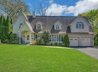 209 Glendale Rd, Scarsdale, NY 10583