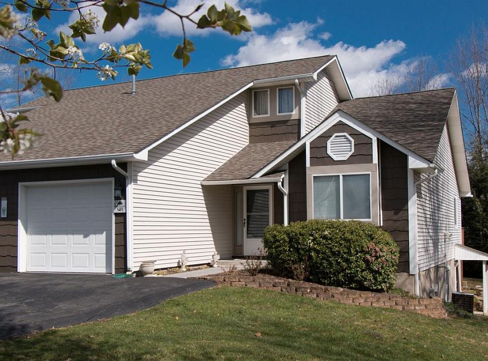 1st image of 141 Brook Ln #141