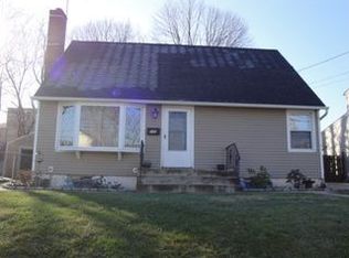 142 Dorset Ave, Albertson, NY 11507