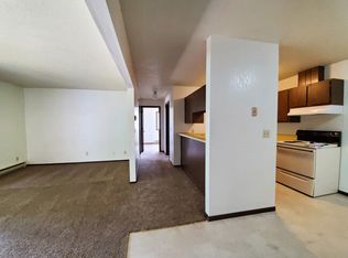1100 16th St N #204, New Ulm, MN 56073