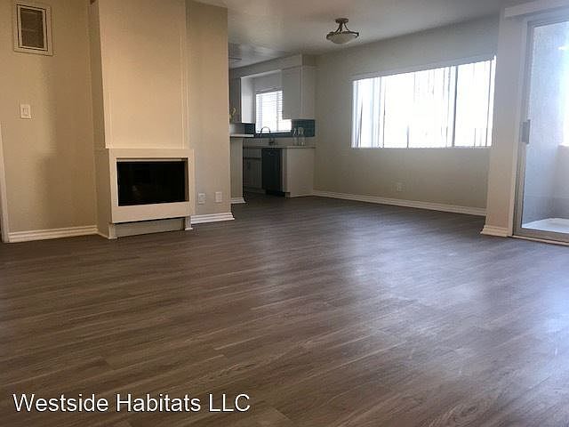 1st image of 204 Washington Ave #206