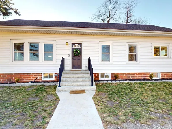 660 W Lyons St, Garner, IA 50438