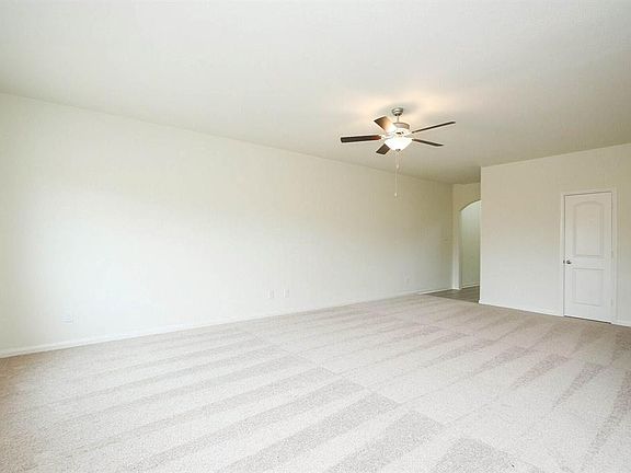 3rd image of 15414 Meadow Brook Pass Dr
