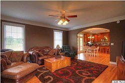 5th image of 1068 Fox Hollow Ln