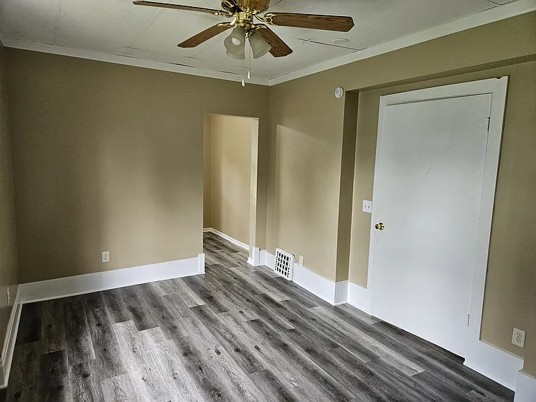 248 E Linden Ave #1 — Photo 6