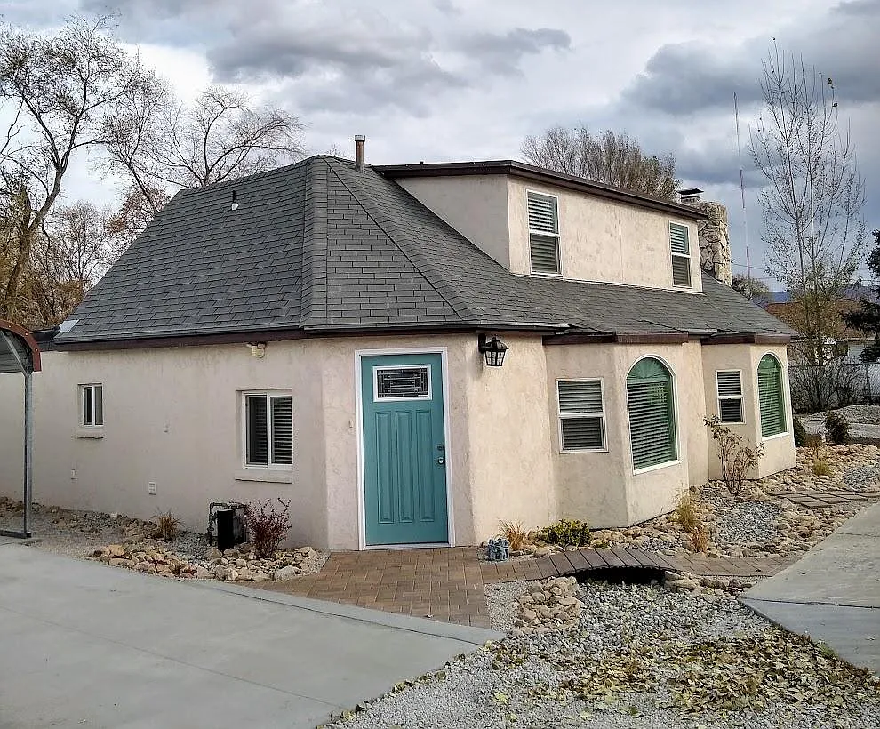 3 bed, 1700 sqft, $1,850 — Photo 1
