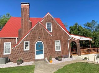 262 7th Street Ext, New Kensington, PA 15068