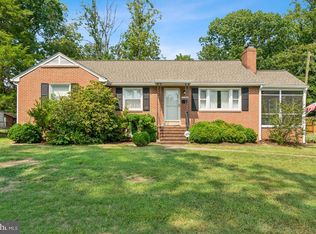 1514 Woodside Dr, Woodbridge, VA 22191