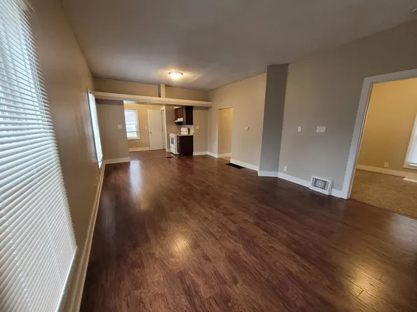 2300 Lyon St, Des Moines, IA 50317