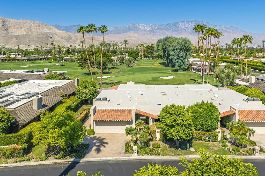 115 Columbia Dr — The Springs Club