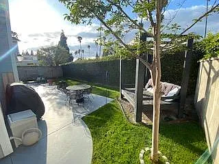3 bed, 2.5 bath, 1485 sqft, $4,200 — Photo 2