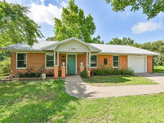 5th image of 2401 Country Meadows Ln