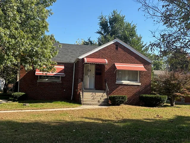 4 bed, 2912 sqft, $2,295 — Photo 2