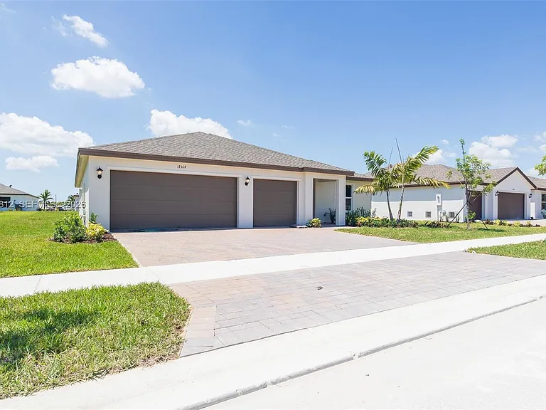 17564 SW 285th St — Photo 37