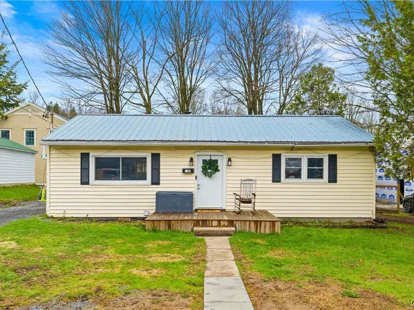 137 Ford St, Boonville, NY 13309
