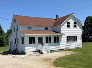 N6811 Hillview Rd, Saint Cloud, WI 53079