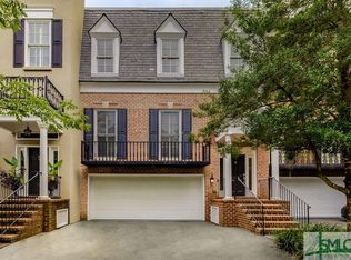 35 Thatcher Ln, Savannah, GA 31410