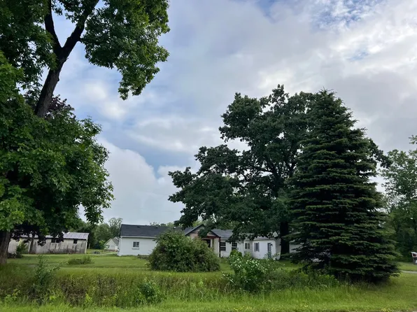 5103 Clyde Rd, Howell, MI 48855