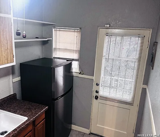 409 W Lynwood Ave #1 — Photo 5