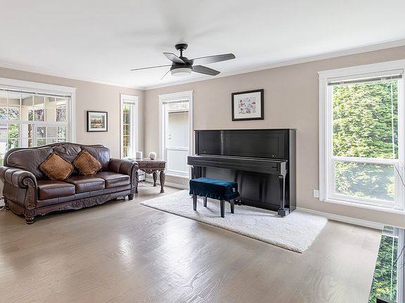 4th image of 20621 91st Ave