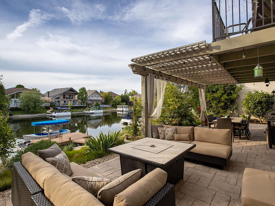 1st image of 1561 La Venta Dr