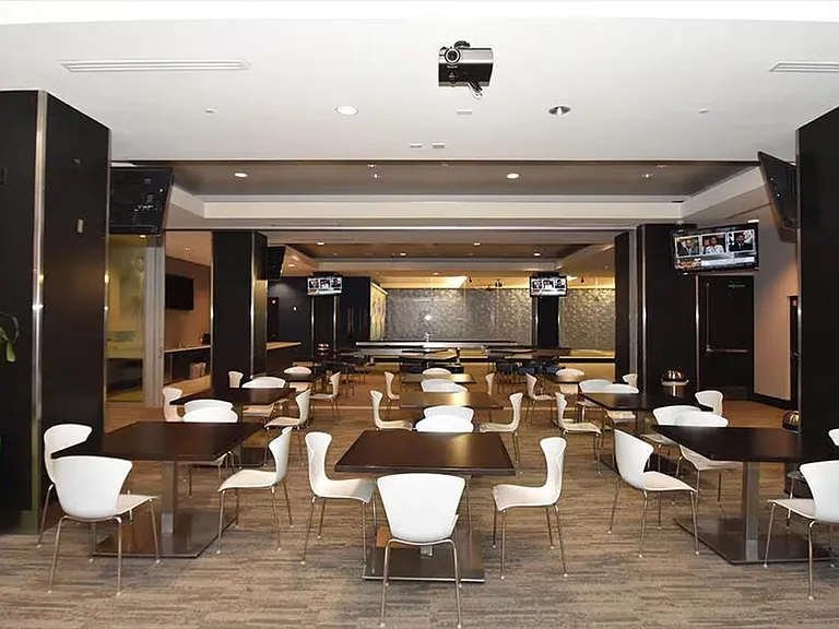 Building's Lounge