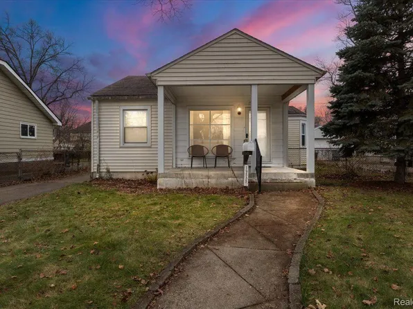 19535 Five Points St, Redford, MI 48240