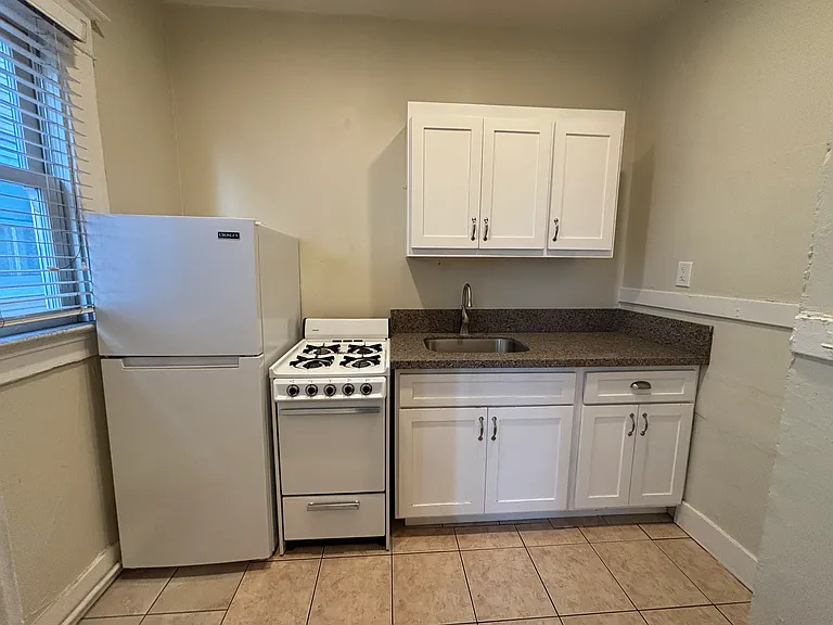 2120 1st Ave #34 — Photo 3