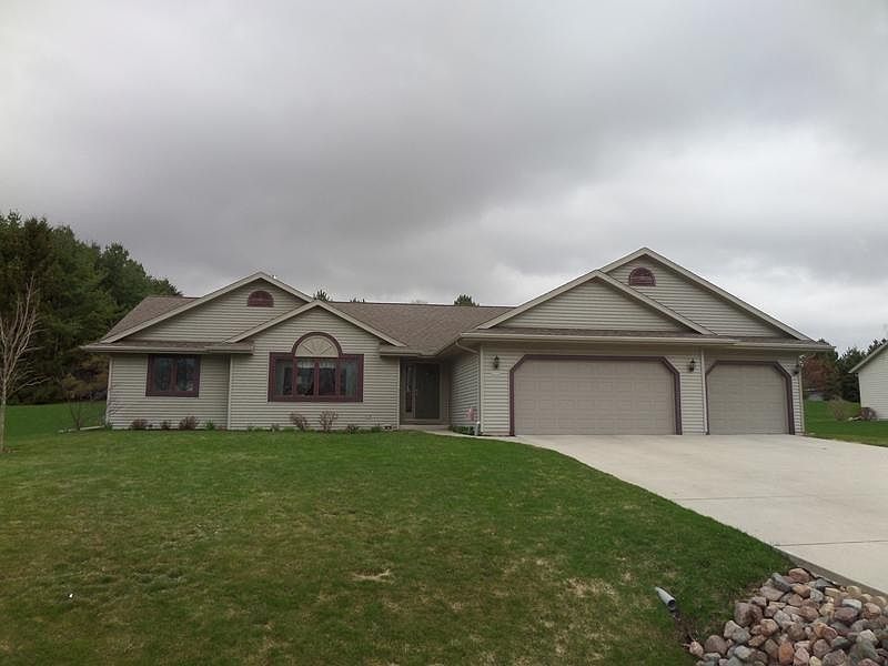 1st image of 4426 Country Meadows Dr