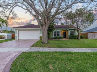 950 SW 150th Ave, Sunrise, FL 33326