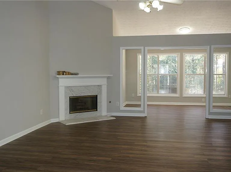 3260 Ennfield Ln — Photo 6