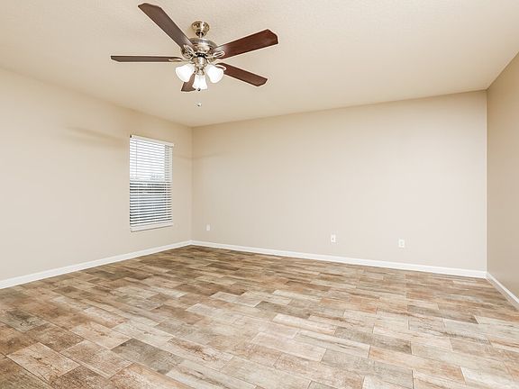3rd image of 2387 Yellow Grass Ct