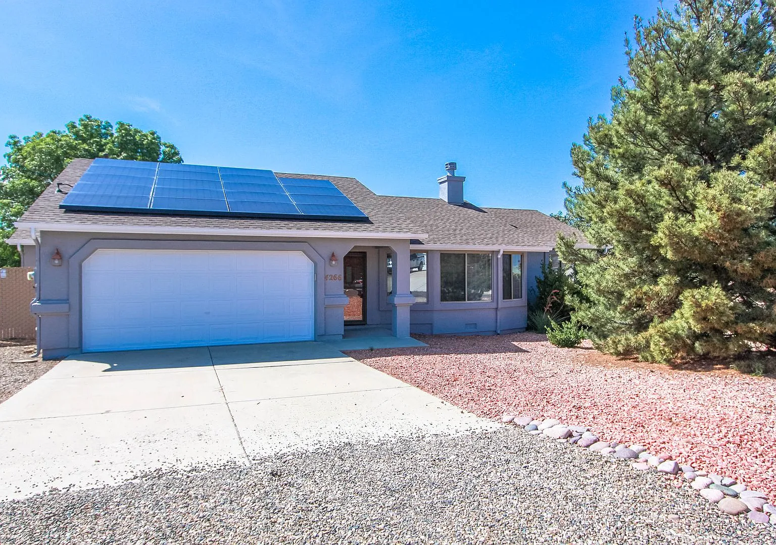 3 Bedroom 2 bathroom in Prescott Valley — Photo 1