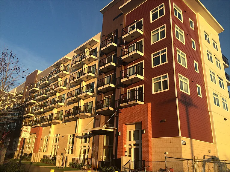 1010 Railroad Ave — Photo 17